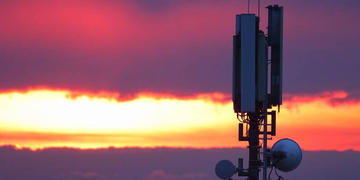 Mobile network cell tower supporting business mobile phone connectivity